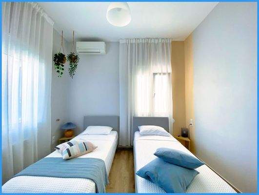 7710d9556898490987ac909dabf53135-original