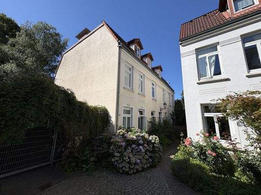 Das Mehrfamilienhaus in ruhiger Hoflage