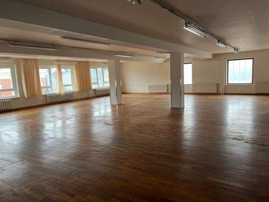 Produktions-/ Lagerfläche 2. OG Bestand