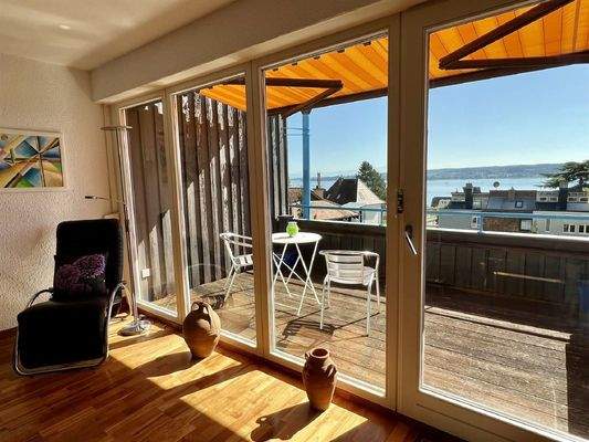 Wohn-/Essbereich mit Seesicht