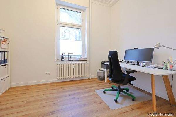 Arbeits- / Kinderzimmer 1