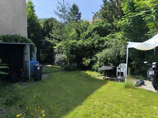 Gartenteil zum Relaxen und für Feiern