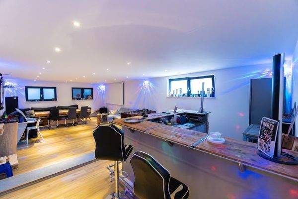 21 Keller Partykeller (1).jpg