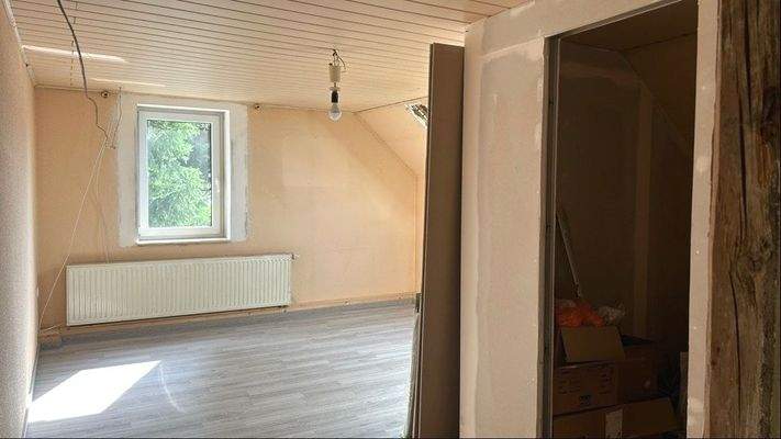 Schlafzimmer mit Ankleide