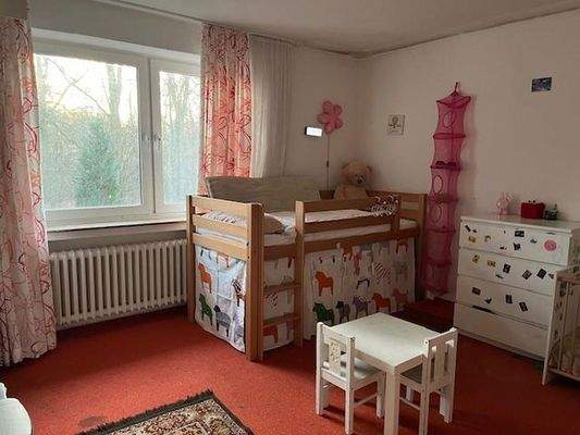 Kinder-/Arbeitszimmer