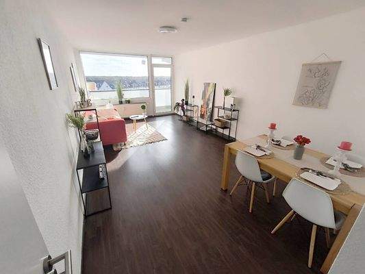 Das helle Wohn-Esszimmer