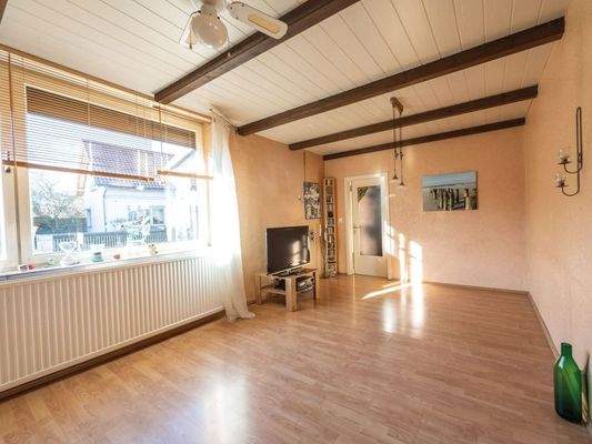 große WE-Blick in den Wohnbereich