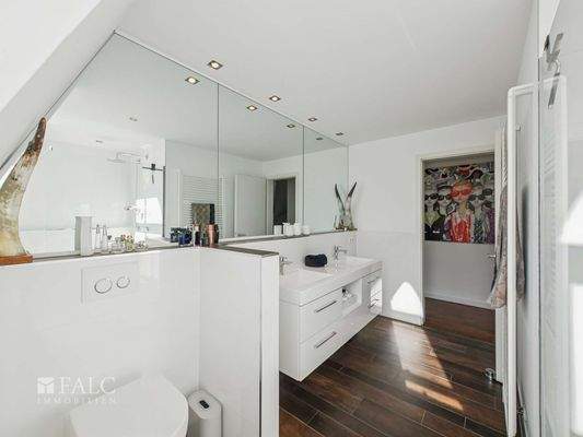 Modernisiertes Bad .....