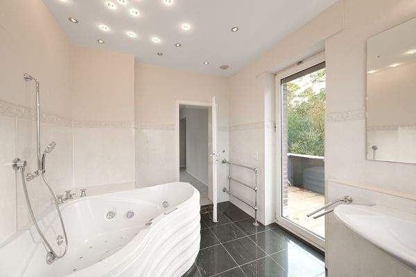 Badezimmer Schlafzimmer I im OG