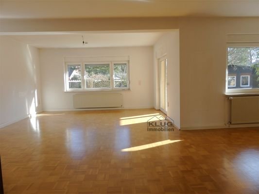 Bild großes Wohn und Esszimmer