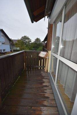 Balkon - Geräumiges und möbliertes 2 Zimmer Apartment mit Balkon Miete Eugendorf Salzburg