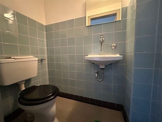 2. WC