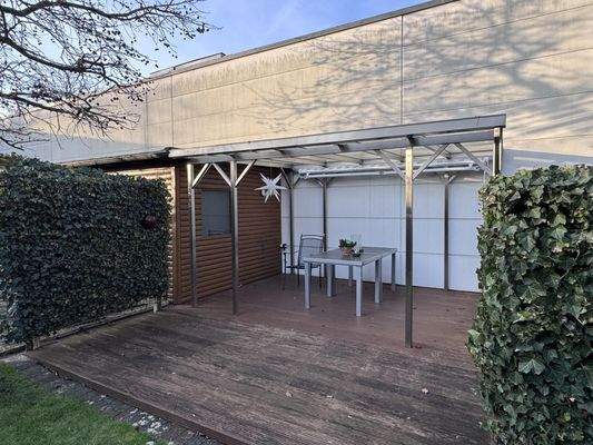 überdachte Terrasse