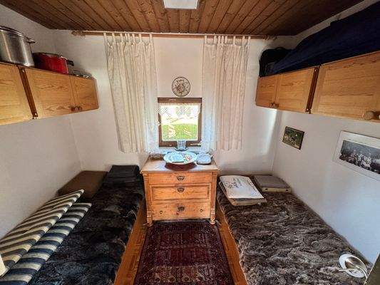 Kleines Zimmer OG.jpg