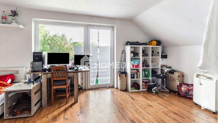 1. OG Schlafzimmer 2