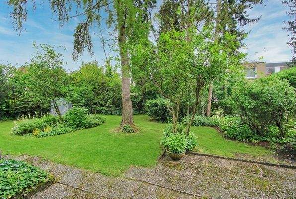 Garten  (saisonale Anpassung durch KI)