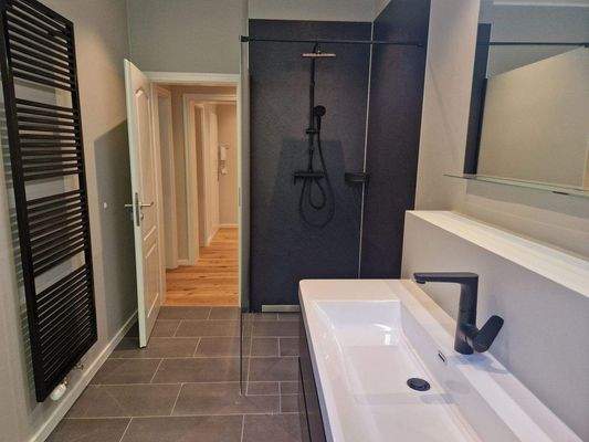 Hochwertige Sanitärausstattung