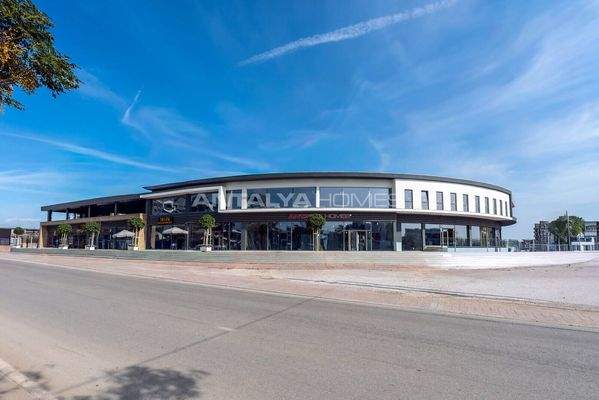 Shop with Investment Opportunity in Viva Defne Project in Antalya