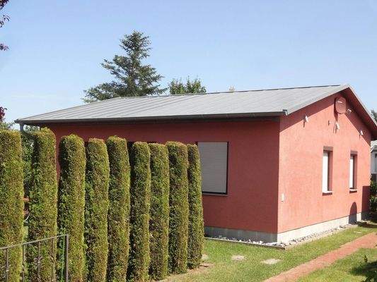 Rechte Vorderansicht