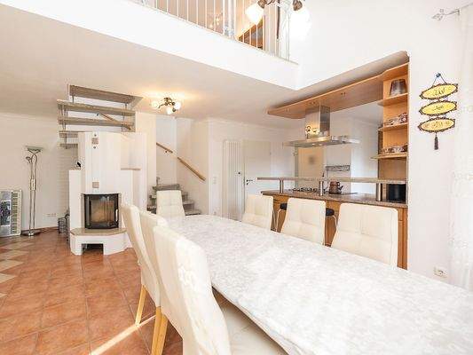 Wohn-Ess-Kochbereich (EG)