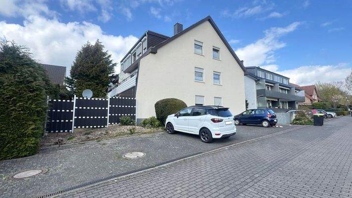 Blick zu den Stellplätzen