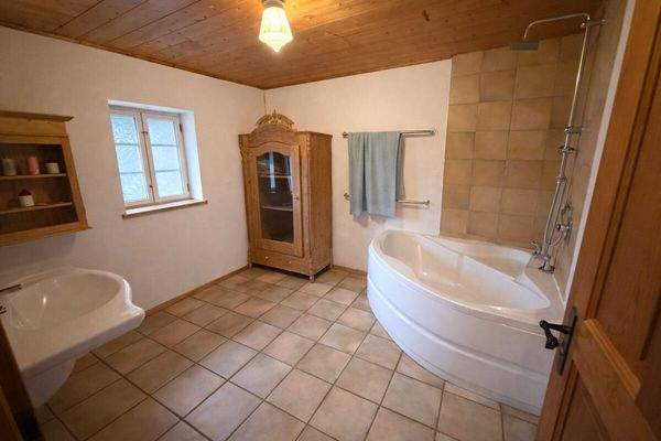 Badezimmer OG des Haupthauses