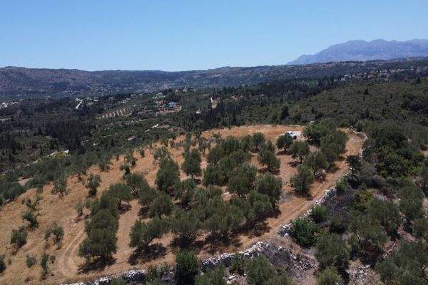 Kreta, Tsivaras: Grundstück in malerischer Lage mit Meerblick zu verkaufen