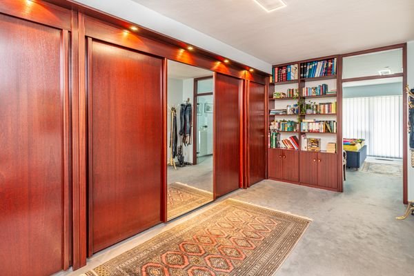 Vorzimmer 2.OG Ansicht 2