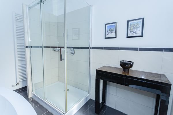 Badezimmer 1. OG