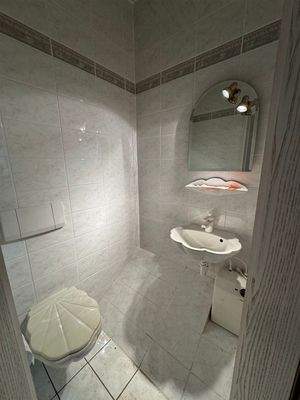 WC im EG am Schlafzimmer