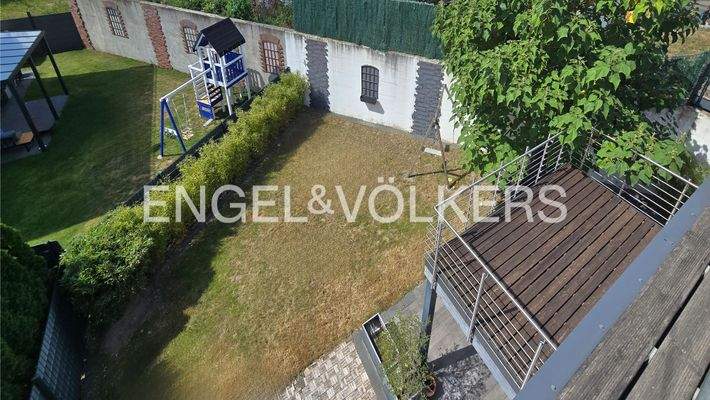 EV - Ebene  3 - Blick in den Garten