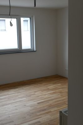 Blick ins Schlafzimmer-1.JPG