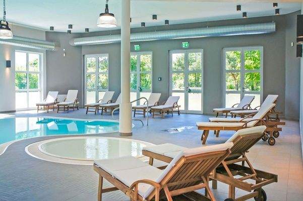 Hallenbad im Feriendorf