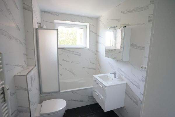 Badezimmer Ansicht II