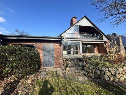 Hausansicht - Garten