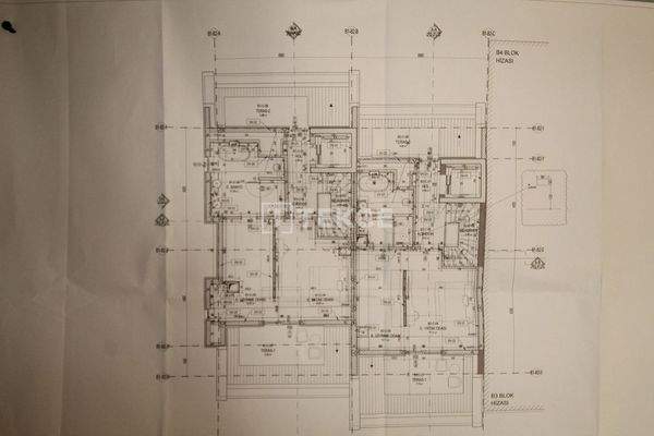 Semi-Detached Villas with Private Pool in Sarıyer, Istanbul