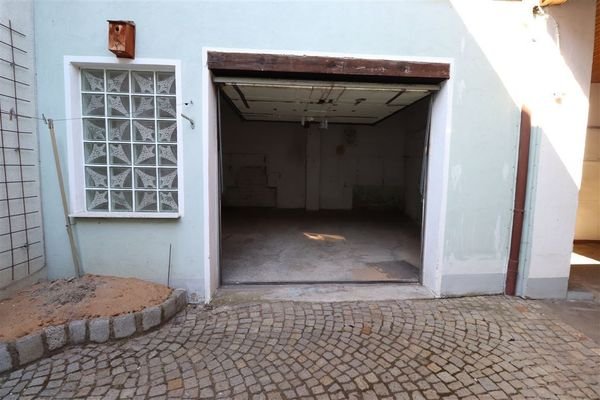Blick auf Garage 