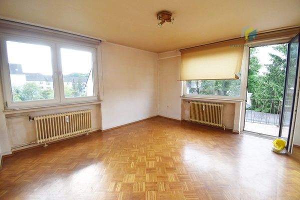 Schlafzimmer mit Balkon