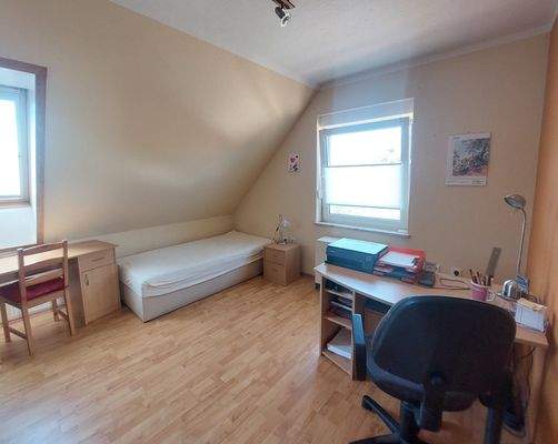 Zimmer im OG