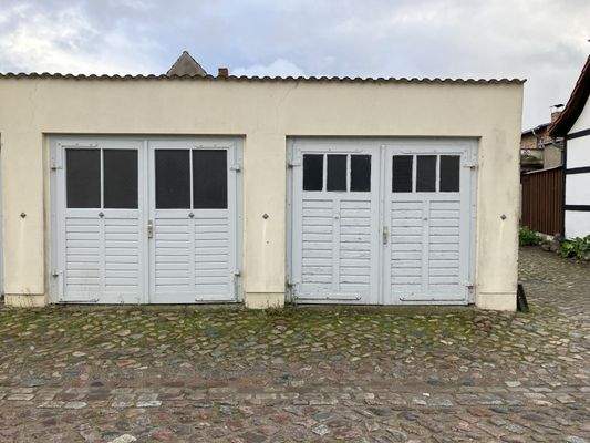 Garagen auf extra Grundstück