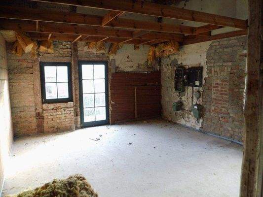 Die noch nicht fertig gestellte Whg.JPG