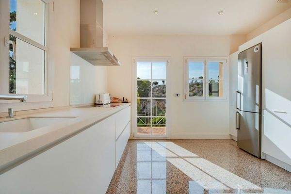 luxus-ferienvilla-son-vida-beverly-hills-006