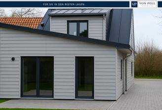 Neubau-Doppelhaushälfte mit großem Grundstück – perfekte Anbindung Richtung Ostsee (KI generiert)