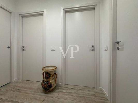 Disimpegno servizi e camere