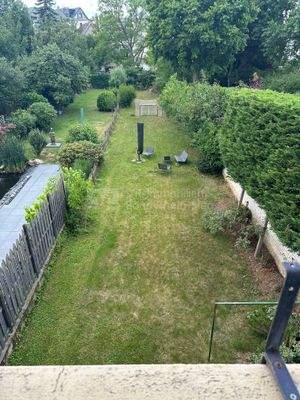 Gartenansicht vom Balkon aus.jpg