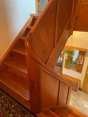 Treppe vom Erdgeschoß zum Obergeschoß