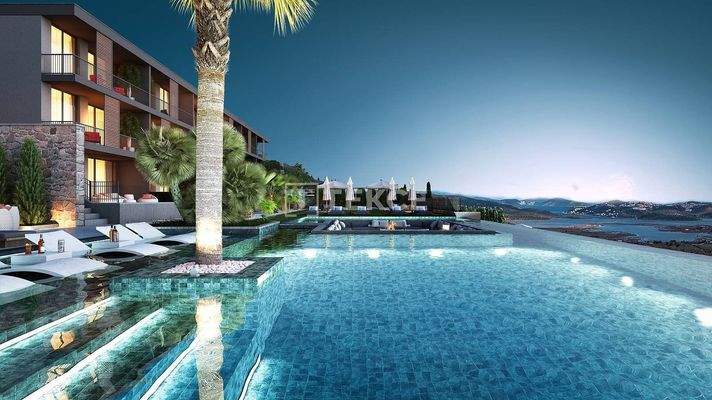 Apartments with Sea View in a Complex in Dörttepe Bodrum
