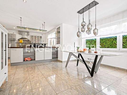 EG Küche und Essbereich