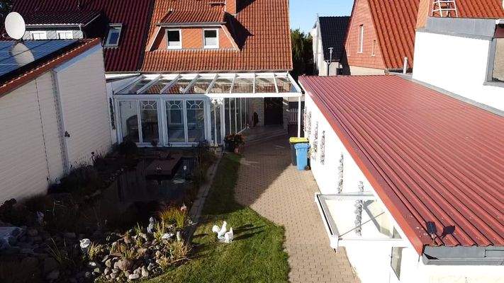 Teich u. Winterg Garage Luftaufn.jpg