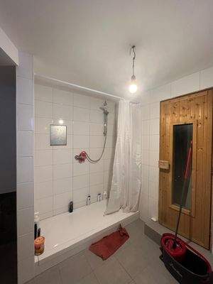 Bad Hanggeschoss.jpg